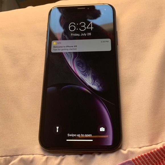 iPhone XR brand new - Picture 1 of 7